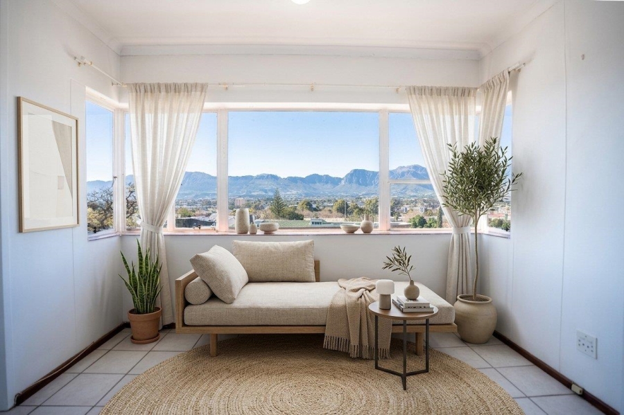 2 Bedroom Property for Sale in Buitenverwagting Western Cape